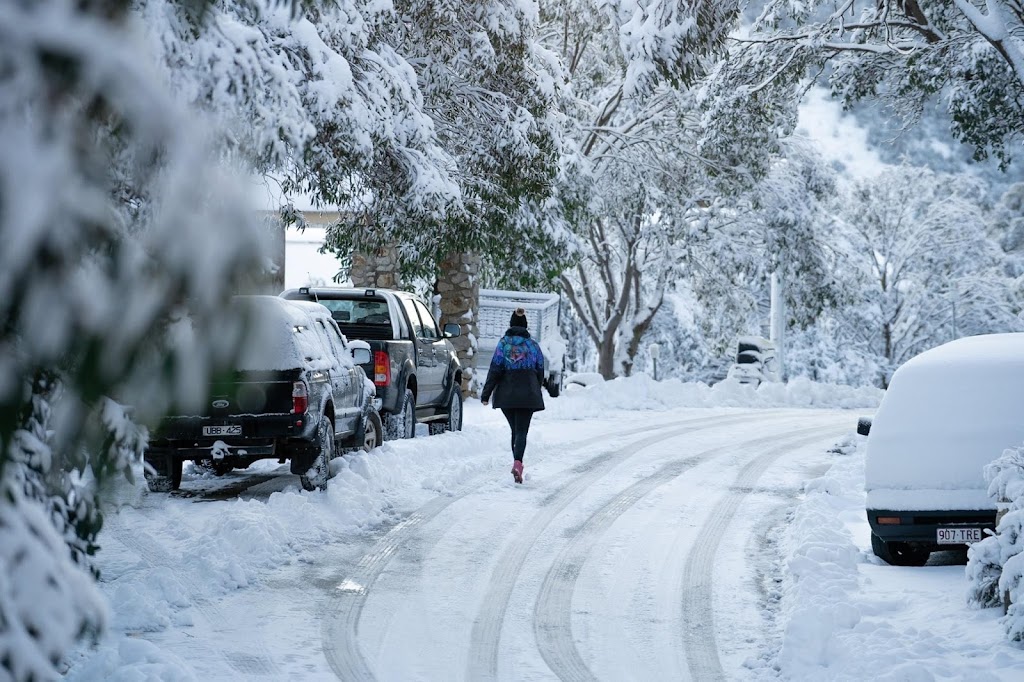 Albury Wodonga Snow Transfers | 54 Charles St, Wodonga VIC 3690, Australia | Phone: 0416 042 046