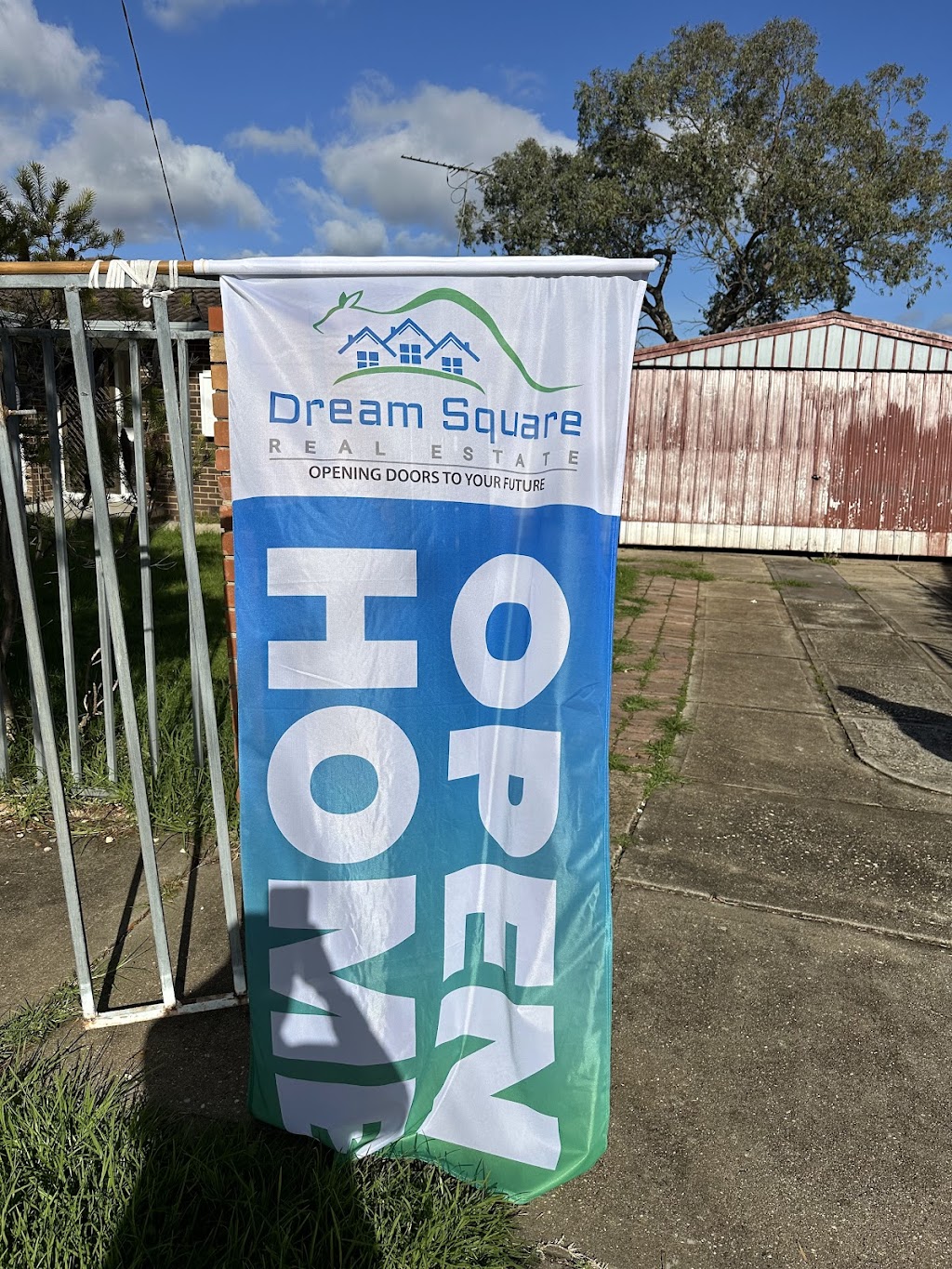 Dream Square Real Estate | 201 Exford Rd, Weir Views VIC 3338, Australia | Phone: 0415 359 000