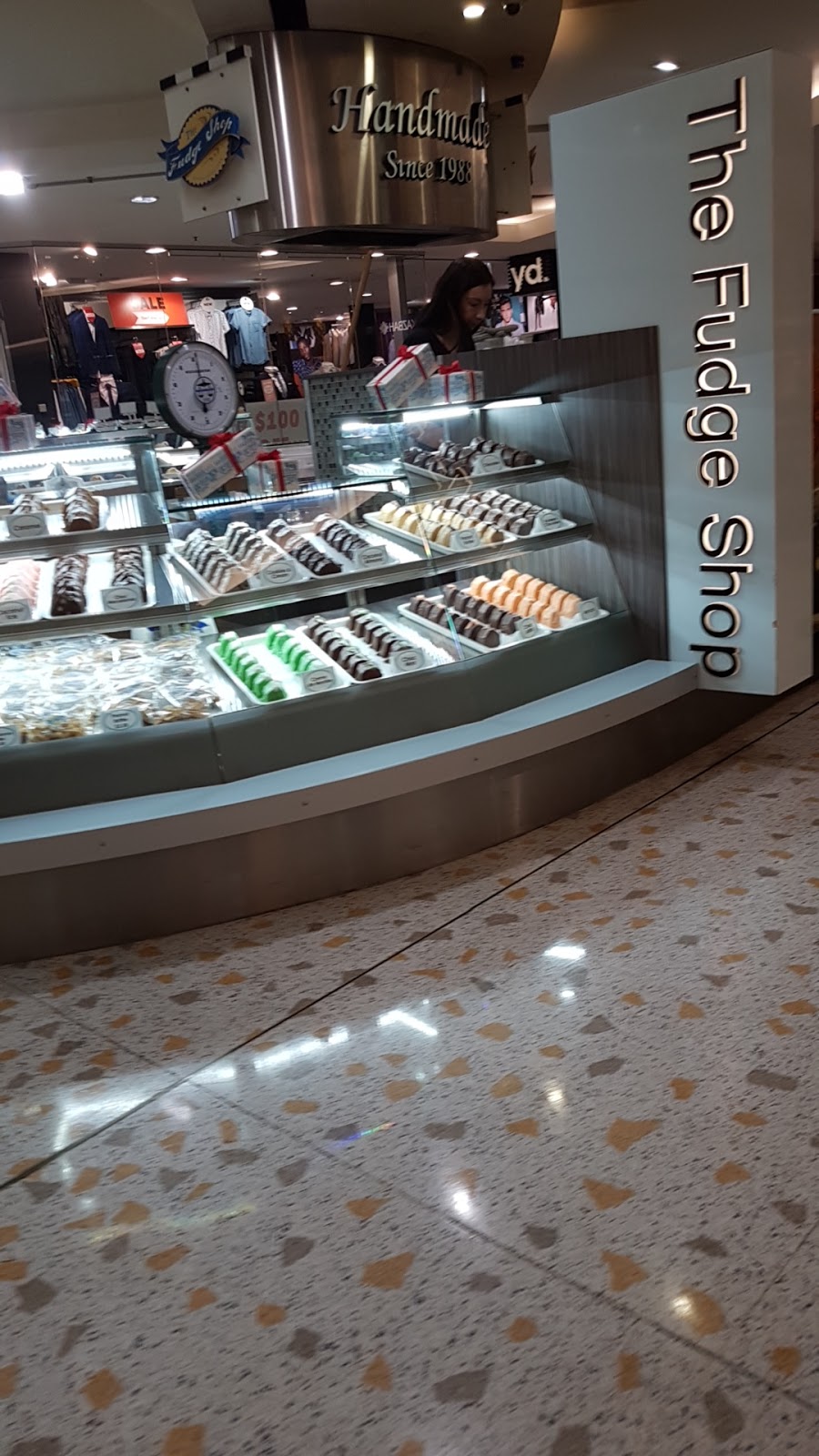 The Fudge Shop | 267/1-10 Harbourside, Darling Dr, Darling Harbour NSW 2000, Australia | Phone: 0432 542 841