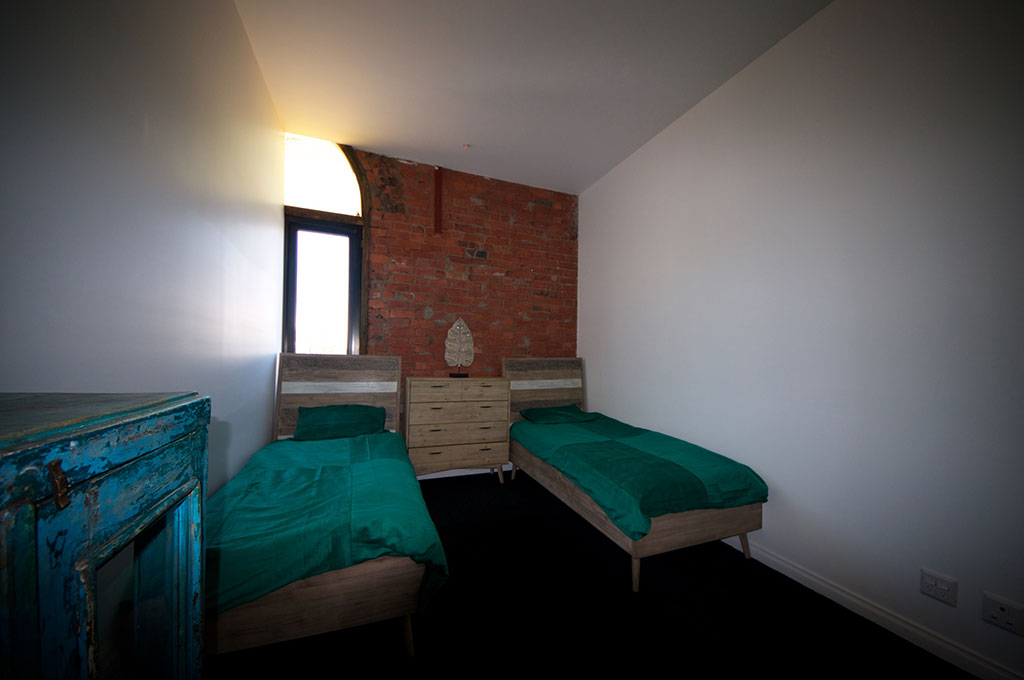 Melbourne Hostel | lodging | 14-16 Punt Rd, St Kilda VIC 3182, Australia | 0395252124 OR +61 3 9525 2124