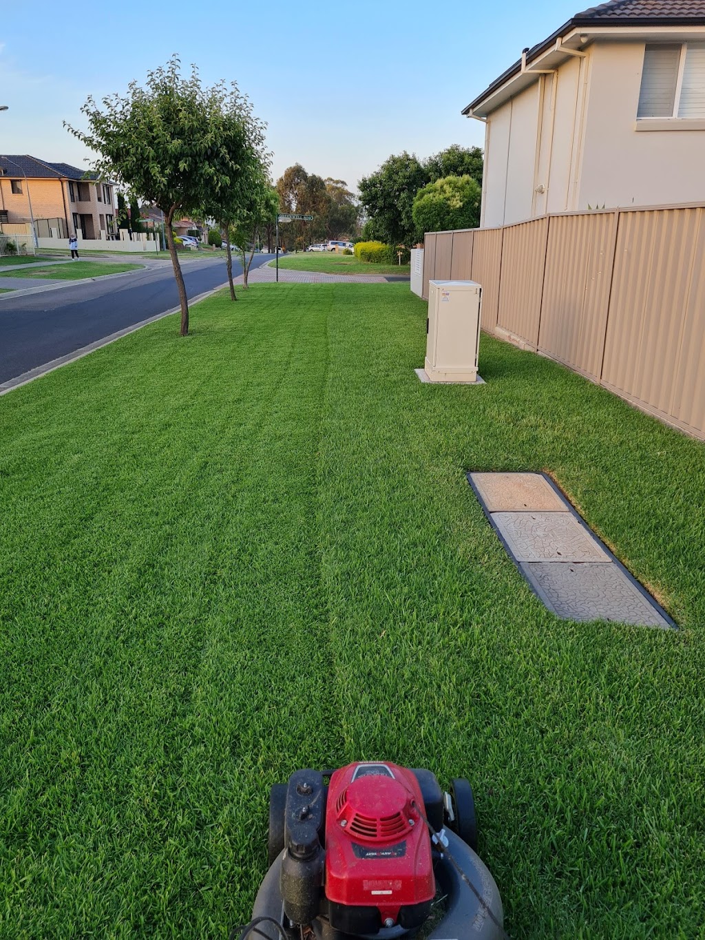 Arthurs Lawns and More | 1 Greenwell Rd, Prestons NSW 2170, Australia | Phone: 0410 309 375