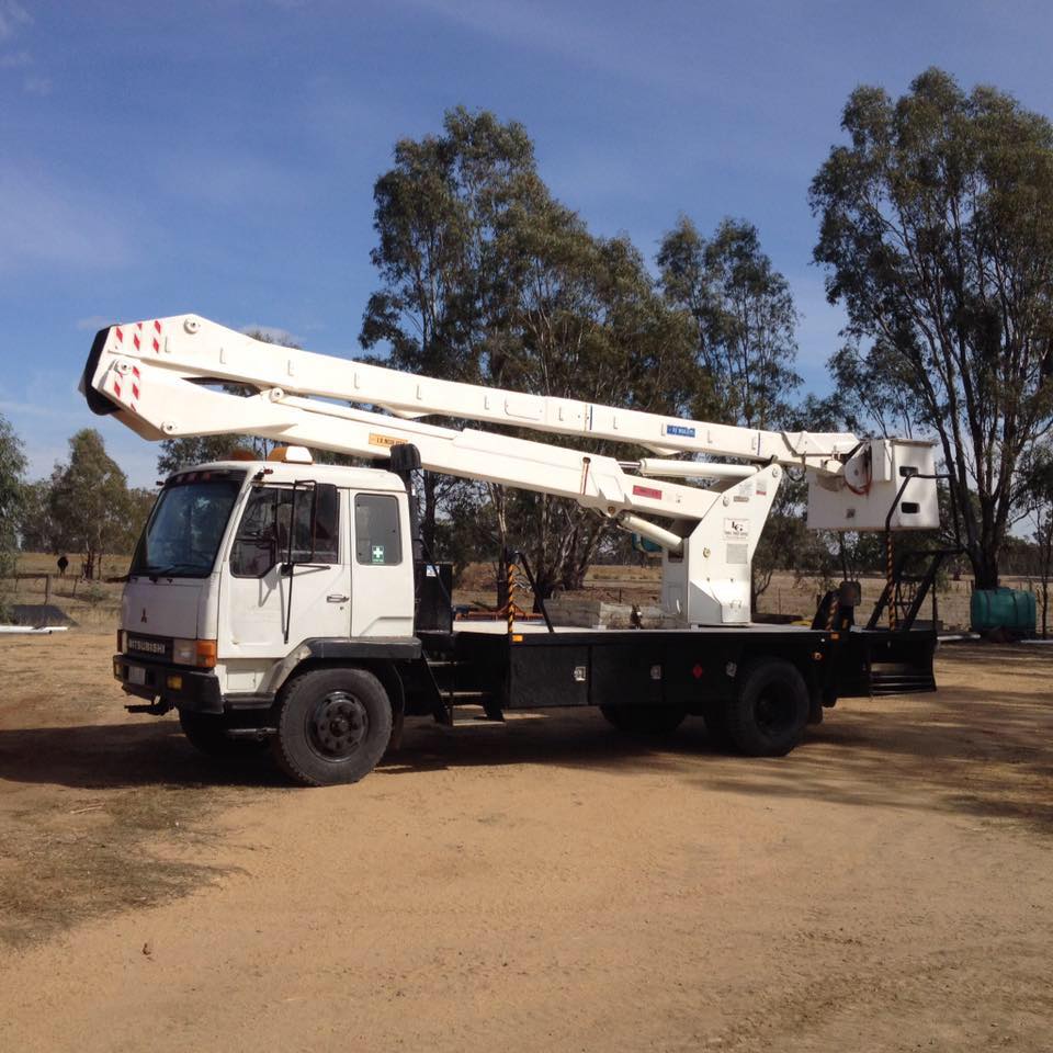 Country Vic Tree Removal | moving company | 33 Hastie St, Tatura VIC 3616, Australia | 0455365659 OR +61 455 365 659
