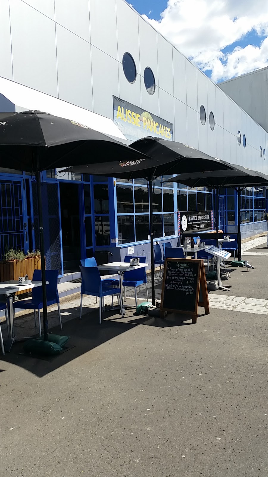 GJs Bay Cafe & Grill | restaurant | Clyde St, Batemans Bay NSW 2536, Australia | 0244725727 OR +61 2 4472 5727