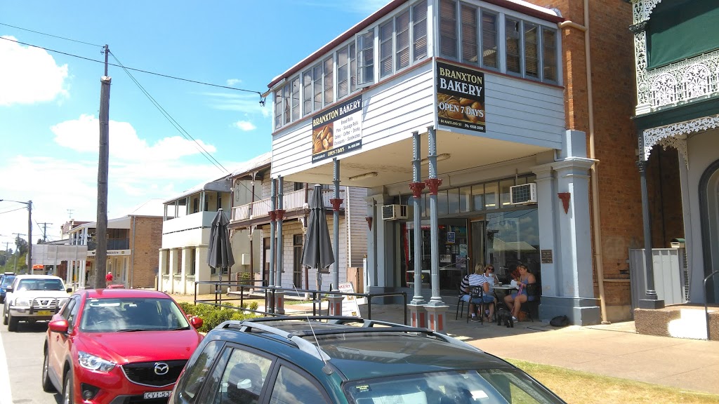 Les Bakery and Coffee | 64 Maitland St, Branxton NSW 2335, Australia | Phone: (02) 4938 3900