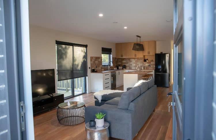 Platypus Apartments | 87A Gilbert St, Latrobe TAS 7307, Australia | Phone: 0419 323 147