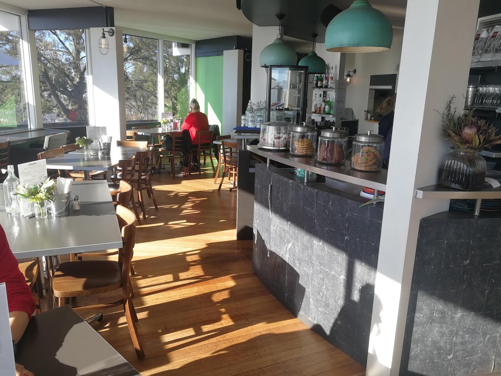 Coffee N Beans Red Hill | 50 Red Hill Dr, Red Hill ACT 2603, Australia | Phone: (02) 6273 1166
