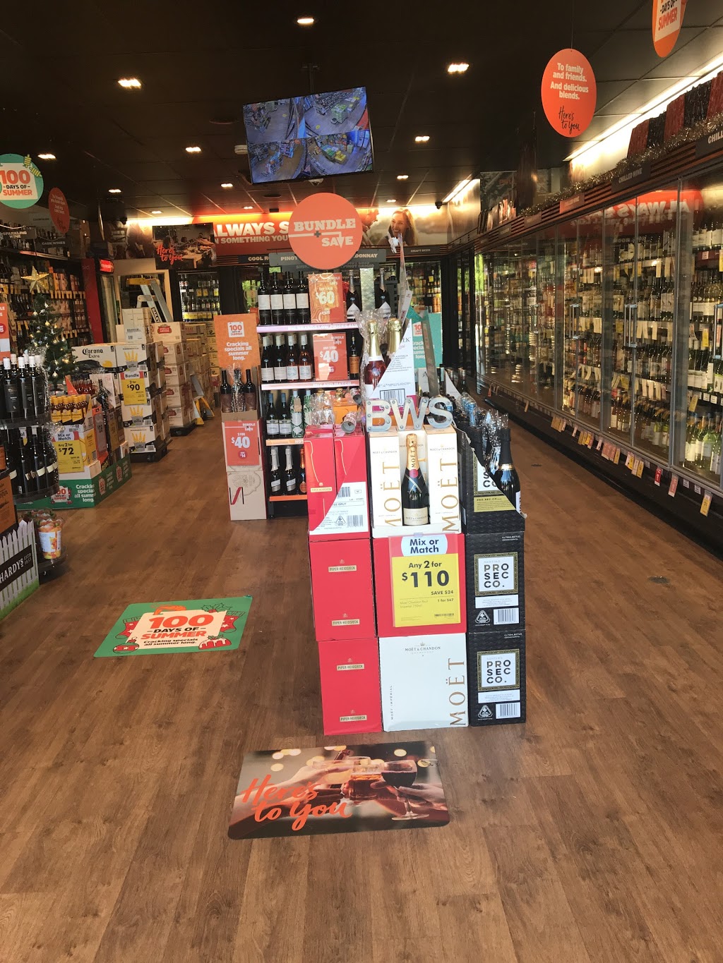 BWS Pullenvale | shopping mall | 8 McCaskill Rd, Pullenvale QLD 4069, Australia | 0738783436 OR +61 7 3878 3436