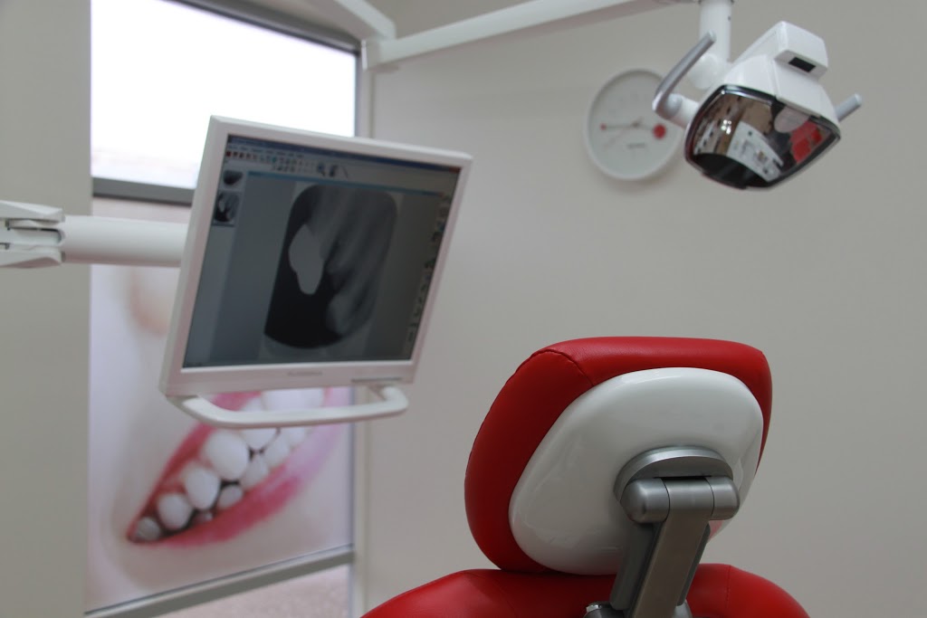 Divine Dental Centre - Palm Beach | dentist | 3/21-23 Palm Beach Ave, Palm Beach QLD 4221, Australia | 0755210006 OR +61 7 5521 0006