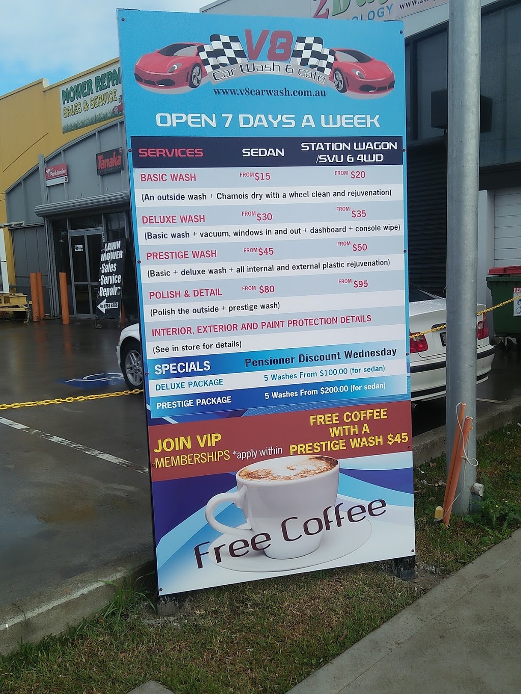 V8 Car Wash And Cafe | cafe | 221 Hoxton Park Rd, Cartwright NSW 2168, Australia