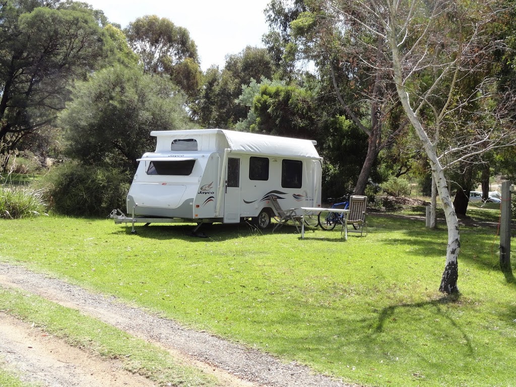 Grampians Paradise Camping and Caravan Parkland | 443 Long Gully Rd, Pomonal VIC 3381, Australia | Phone: (03) 5356 6309