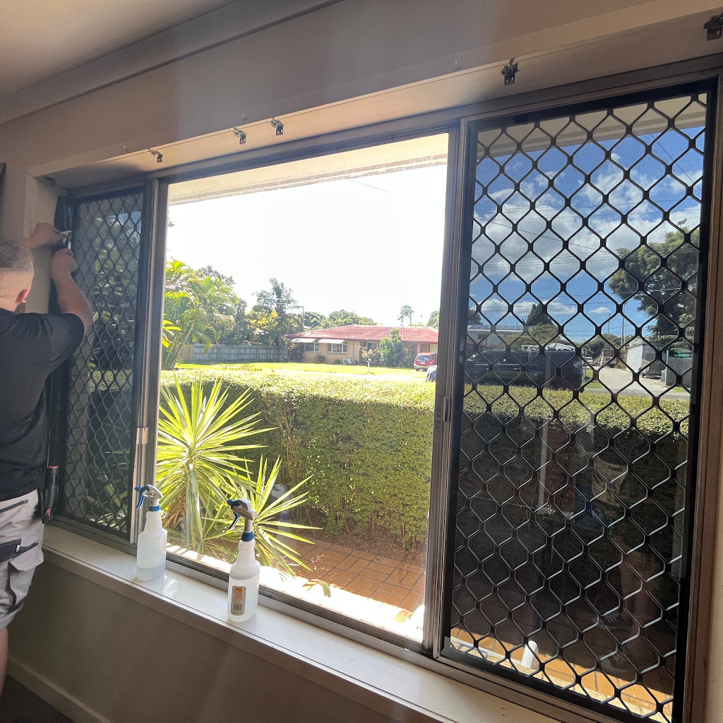 Alpha Tint - House And Office Window Tinting - Brisbane | 16 Hartigan St, Belmont QLD 4153, Australia | Phone: 0426 795 585