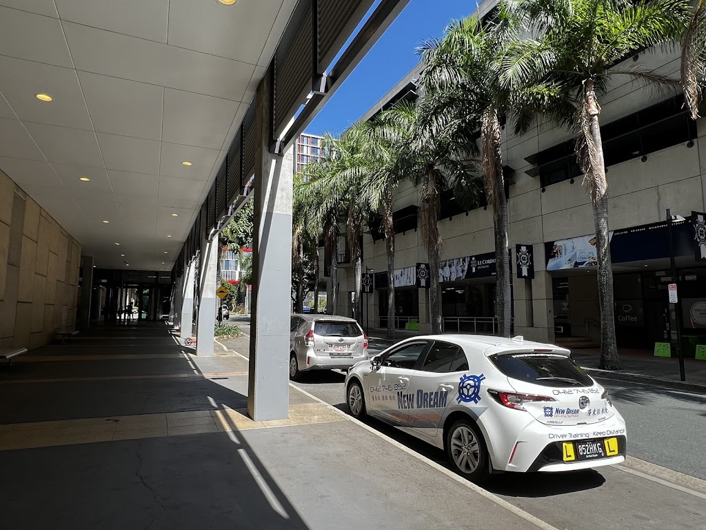New Dream Driving School | 104 Colchester St, South Brisbane QLD 4101, Australia | Phone: 0412 745 852