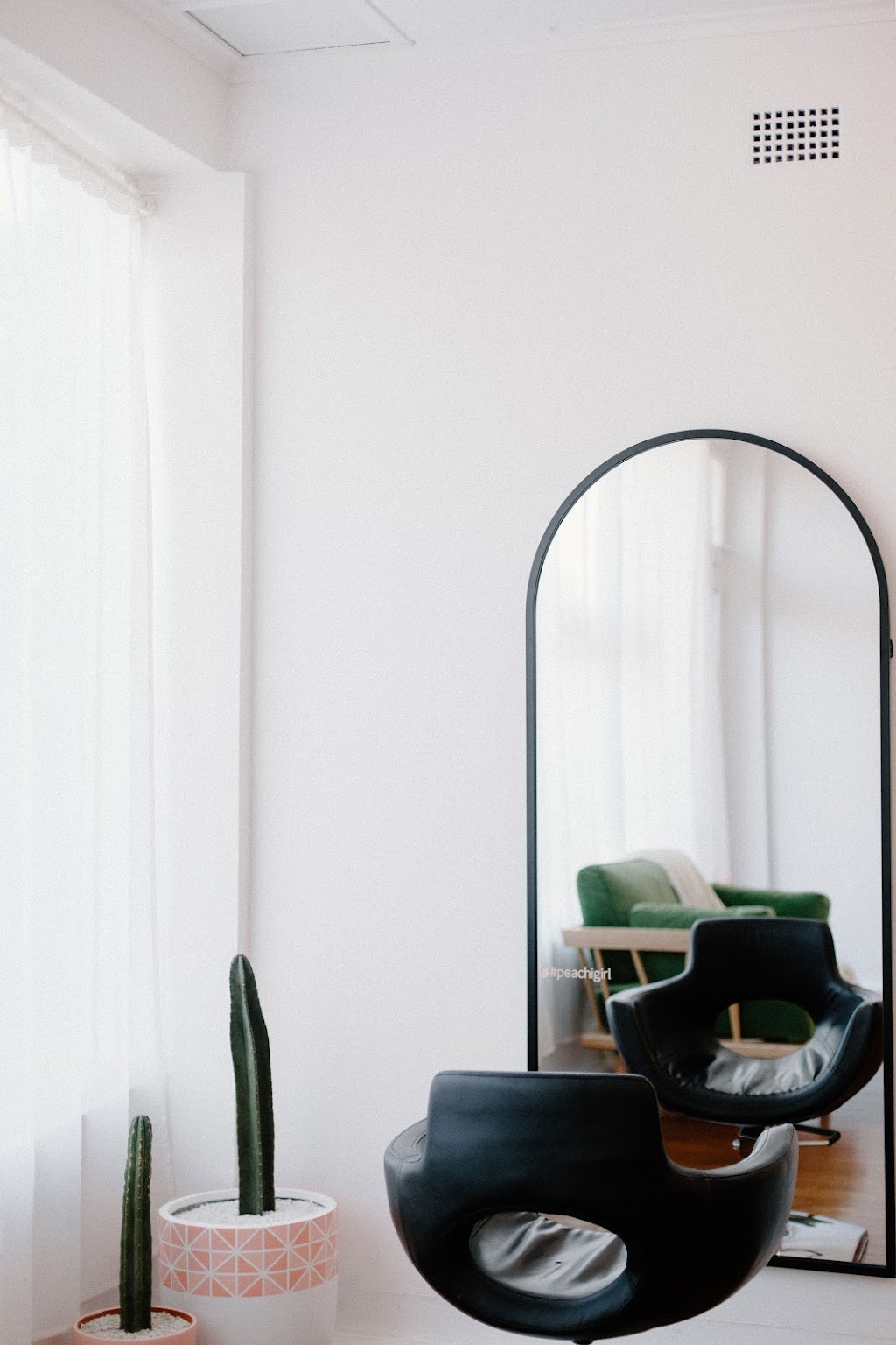 Peachi Hair | 15 The Esplanade, Oak Flats NSW 2529, Australia | Phone: 0431 371 891