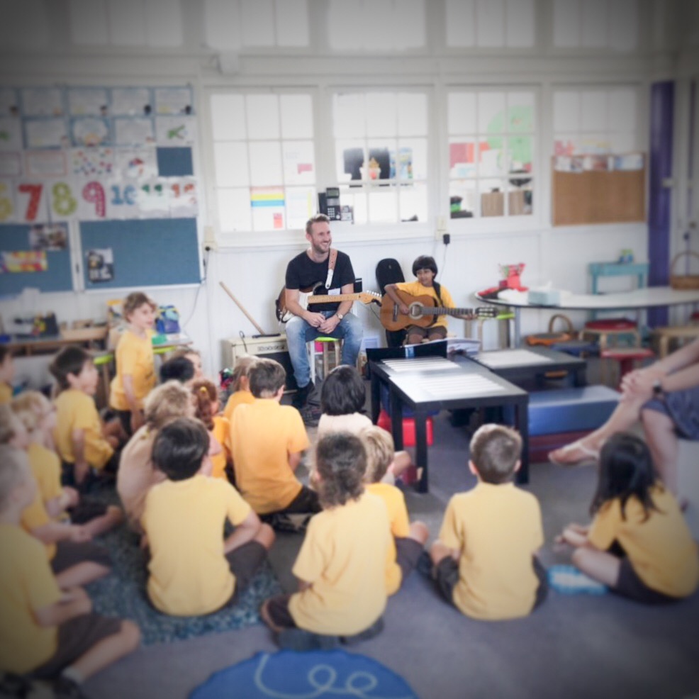Matt Hurt Guitar Tuition | school | Hosking St, Balmain East NSW 2041, Australia | 0416753903 OR +61 416 753 903