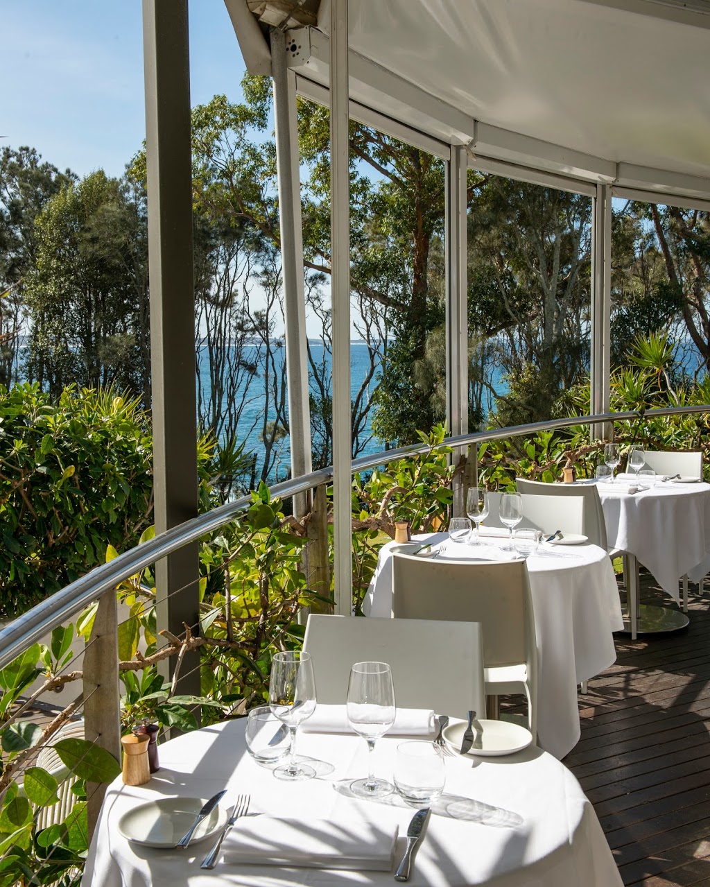 Bannisters by the Sea | 191 Mitchell Parade, Mollymook Beach NSW 2539, Australia | Phone: (02) 4454 7400