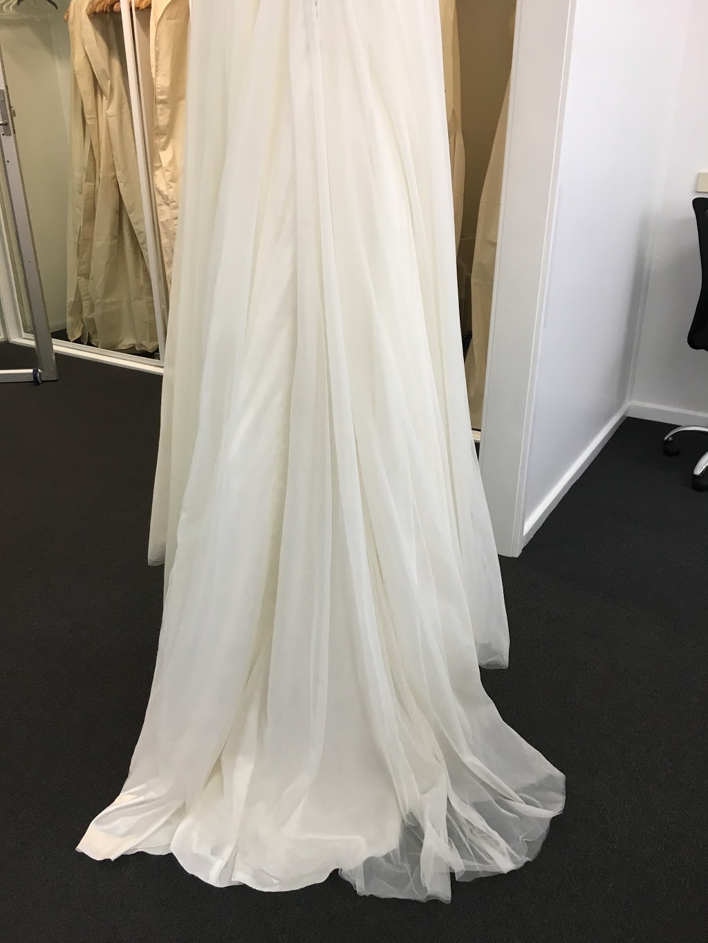 LDC Luxury Dry Cleaning | Suite 1/26A Pendlebury Rd, Cardiff NSW 2285, Australia | Phone: 0438 458 394