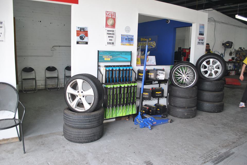 Strip N Fit Wheels & Tyre Centre | car repair | 20 Norfolk Rd, Greenacre NSW 2190, Australia | 0296421923 OR +61 2 9642 1923