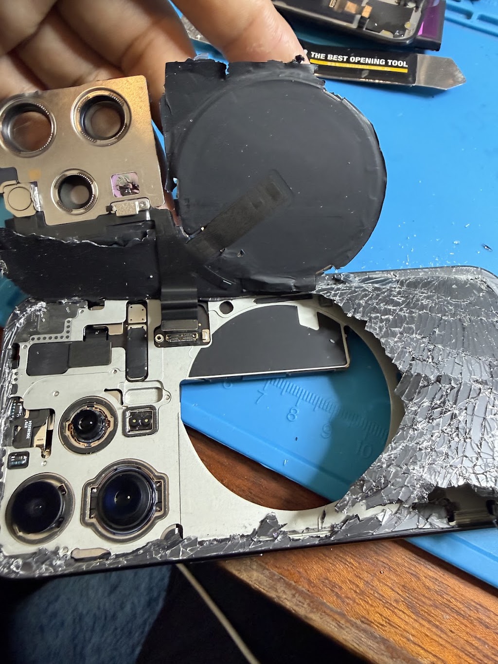 Original phone repair Caboolture | 14 Cassowary Ct, Caboolture QLD 4510, Australia | Phone: 0455 573 324
