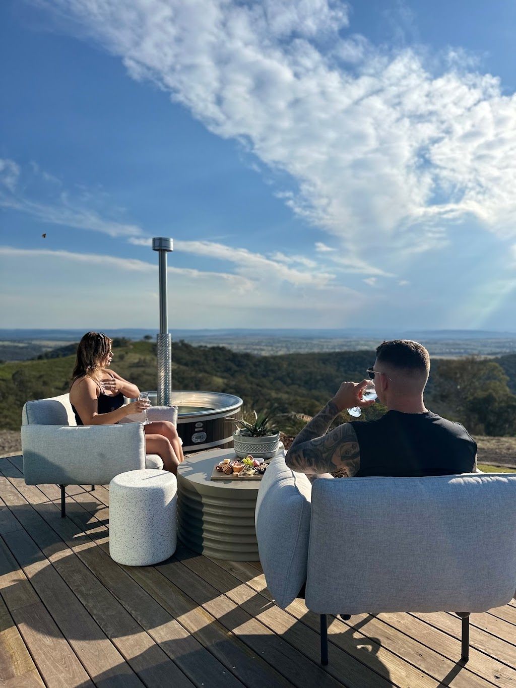 Oakhill Estate Glasshouse Cabins | 374 Clear Creek Rd, Clear Creek NSW 2795, Australia | Phone: 0421 856 030