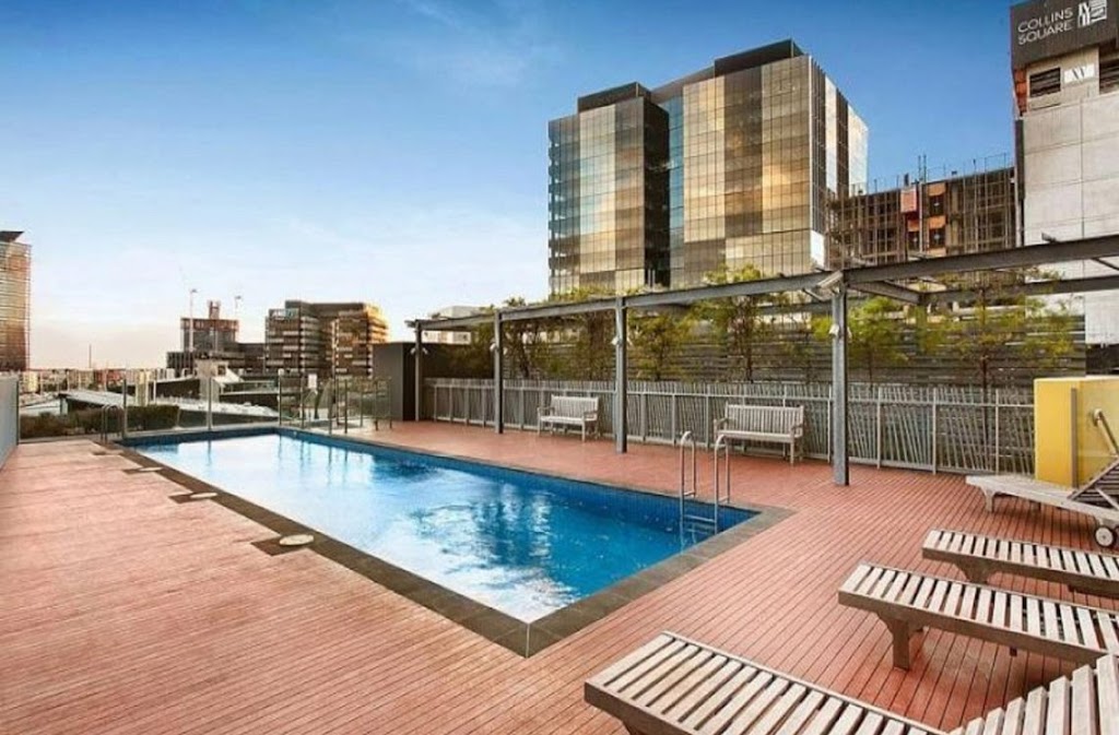 Melbourne Holiday Apartments | lodging | 8 McCrae St, Docklands VIC 3008, Australia | 0410574183 OR +61 410 574 183
