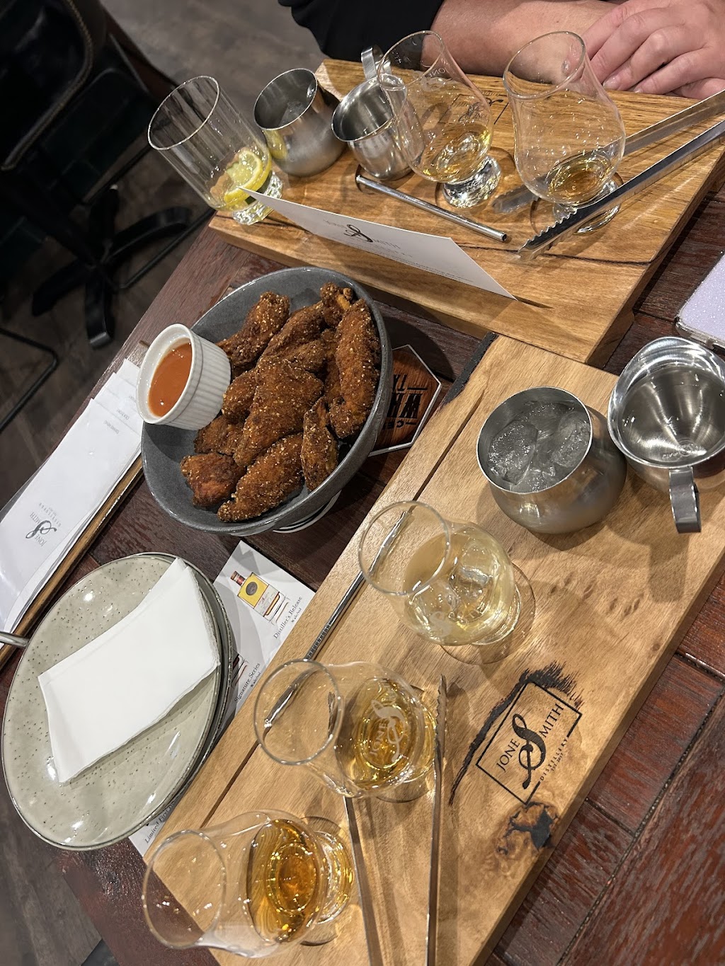 Jones & Smith Distillery | 4617 Mitchell Hwy, Lucknow NSW 2800, Australia | Phone: 0401 793 856