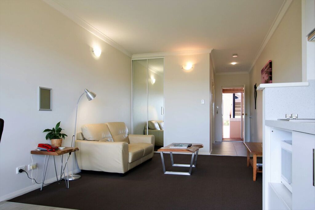 Margarets Beach Resort | 1 Resort Place, Gnarabup Beach, Margaret River WA 6285, Australia | Phone: (08) 9757 1227