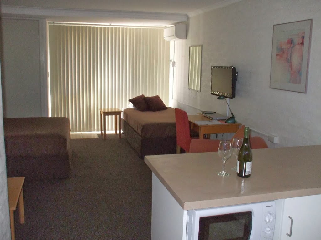 Summer East Serviced Apartments Orange NSW | 399 Summer St, Orange NSW 2800, Australia | Phone: (02) 6369 0046