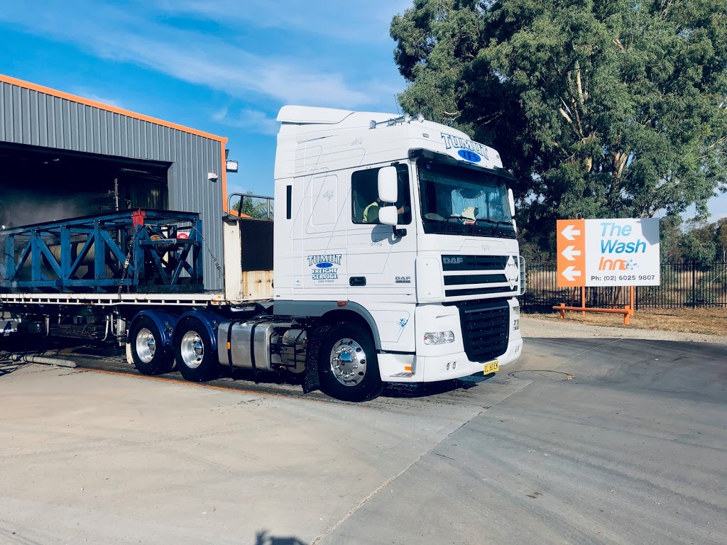 Tumut Freight Service Pty Ltd | 15-17 Boundary St, Tumut NSW 2720, Australia | Phone: (02) 6947 9030