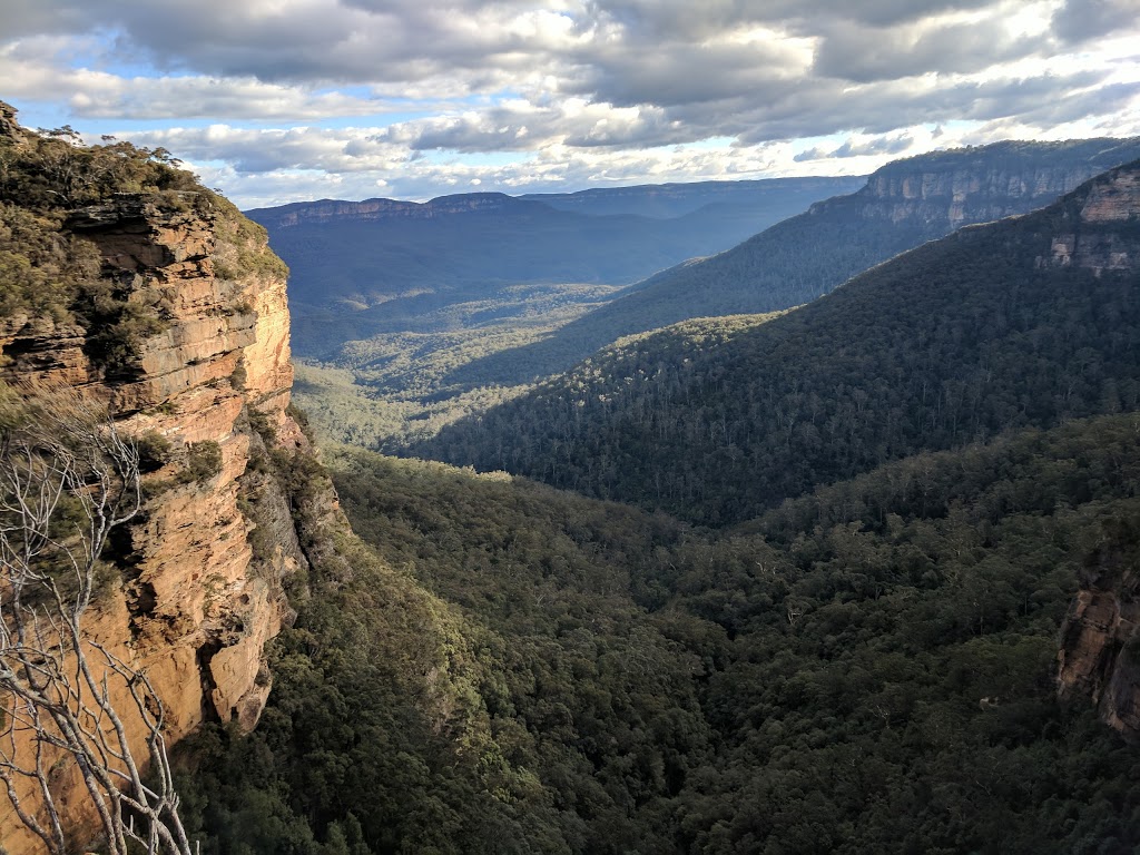 Wentworth Falls Welcomemart | 9 Station St, Wentworth Falls NSW 2782, Australia | Phone: (02) 4757 1099