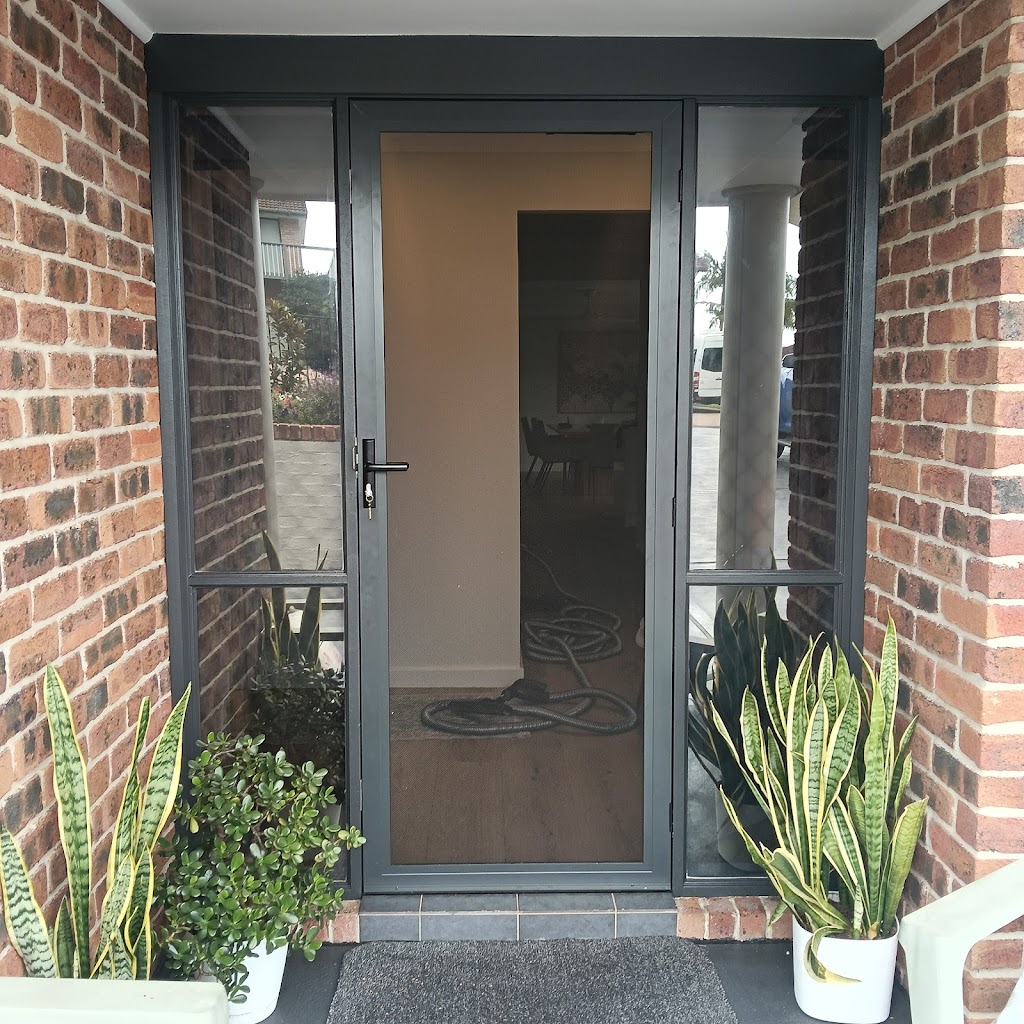 Southern Cross Security Doors | 16 Northcove Rd, Long Beach NSW 2536, Australia | Phone: 0414 805 721