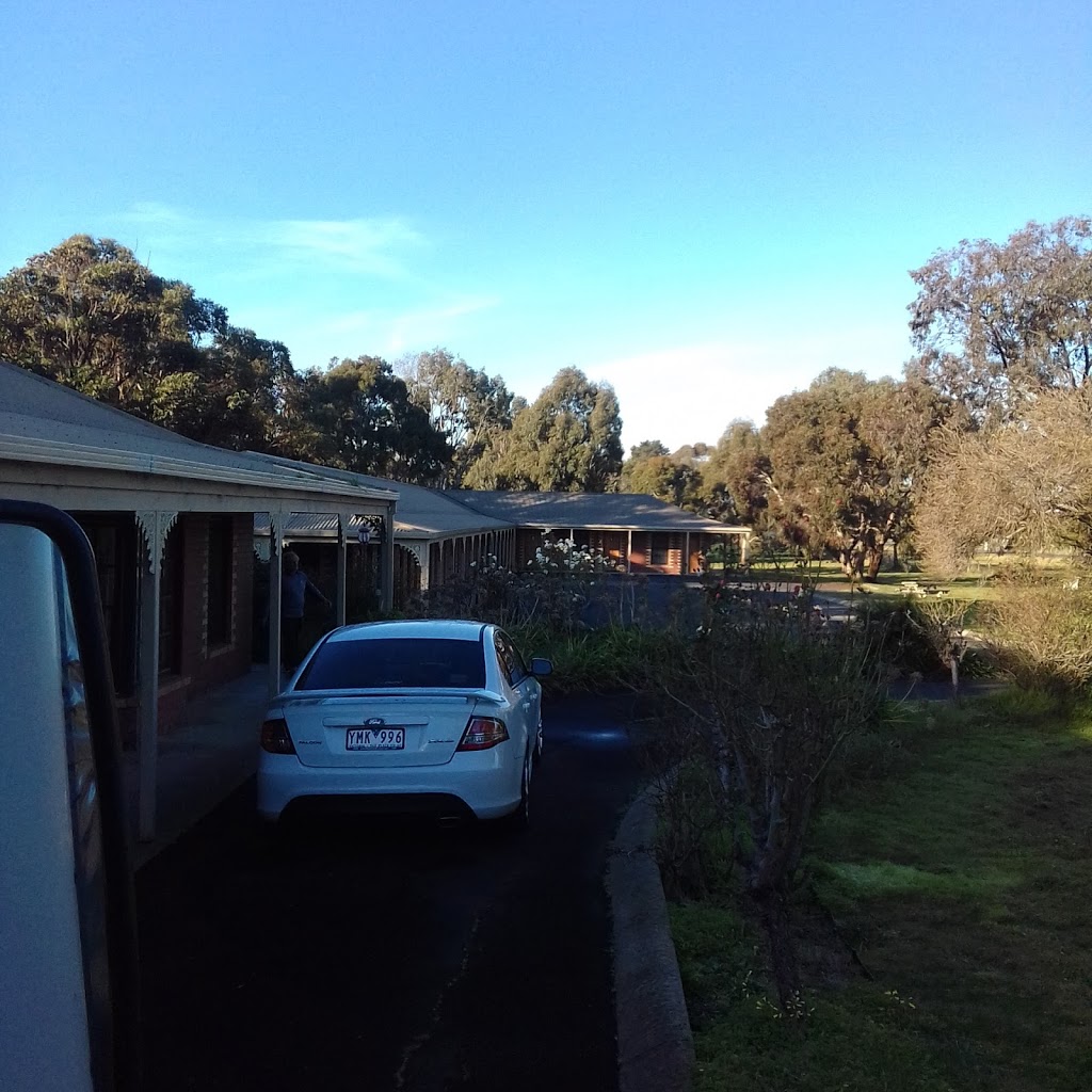 Aristocrat Waurnvale Motel | lodging | 90 Waurn Ponds Dr, Waurn Ponds VIC 3216, Australia | 0352418211 OR +61 3 5241 8211