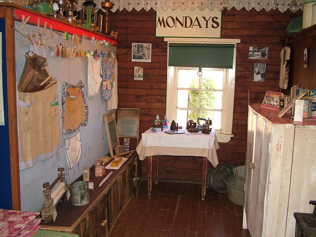 Pioneer Womens Hut Museum | museum | Glenroy Heritage Reserve, Tumbarumba Road, Tumbarumba NSW 2653, Australia