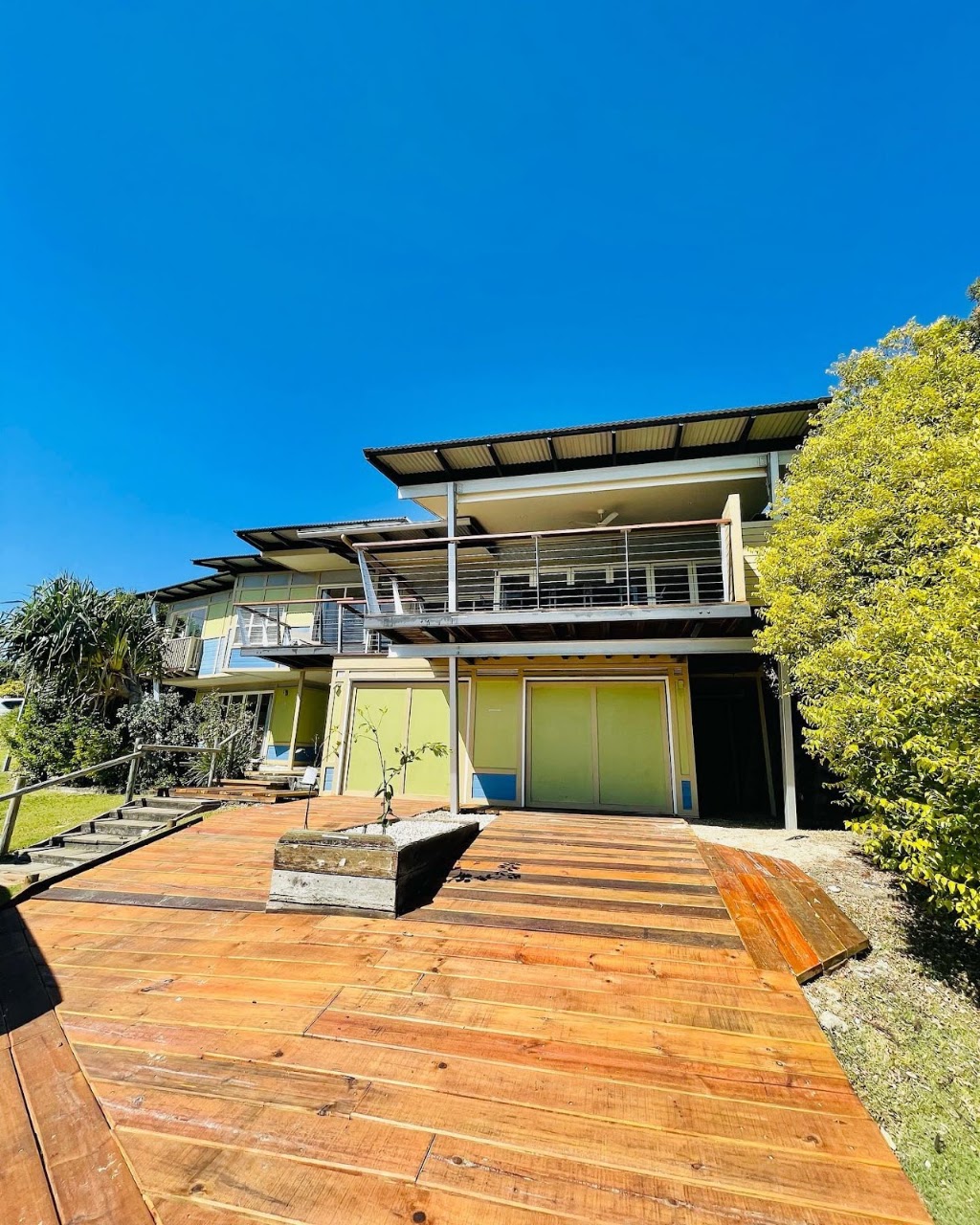 Shorebird On Moreton | 4 Trochus Pl, Moreton Island QLD 4025, Australia | Phone: 0400 233 237