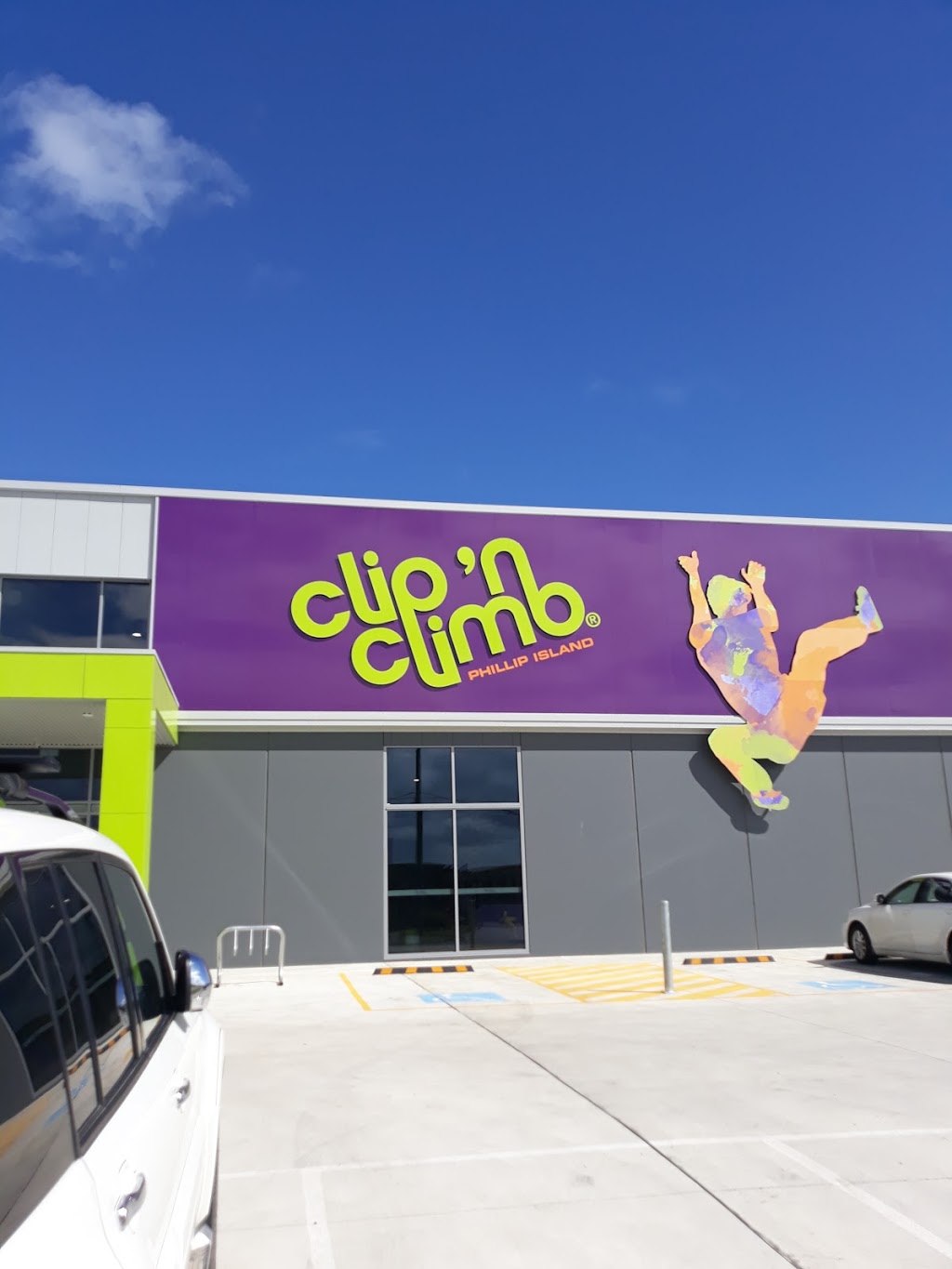 Clip ‘n Climb Phillip Island | gym | 6/8 Industrial Way, Cowes VIC 3922, Australia | 0359526780 OR +61 3 5952 6780