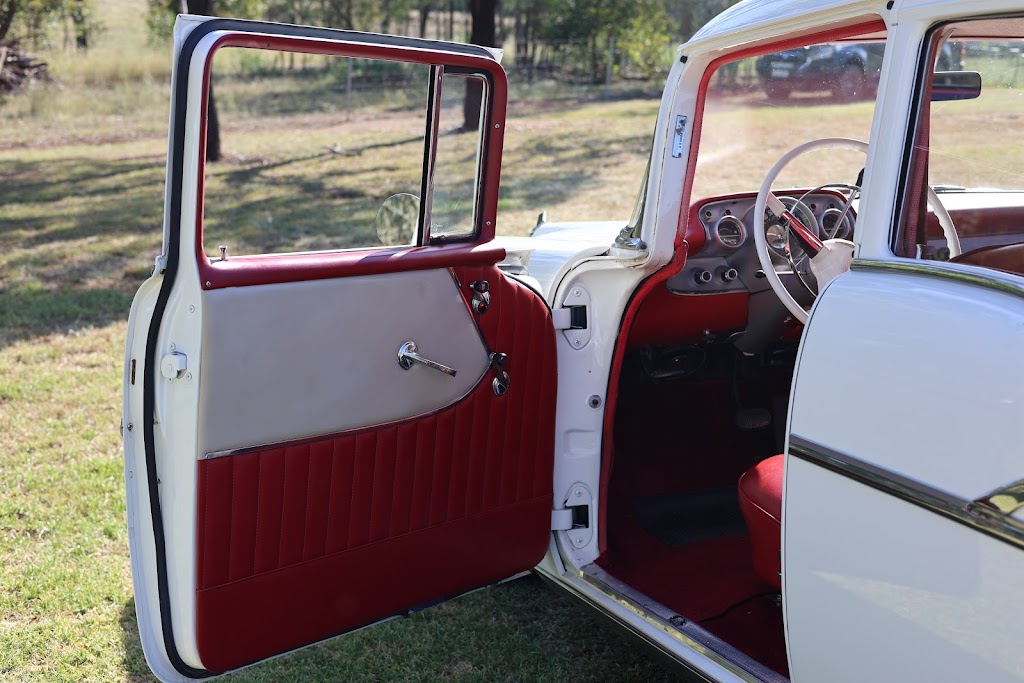 Rockin Retro Rides | 3 Moonlight St, Gulgong NSW 2852, Australia | Phone: 0448 494 020