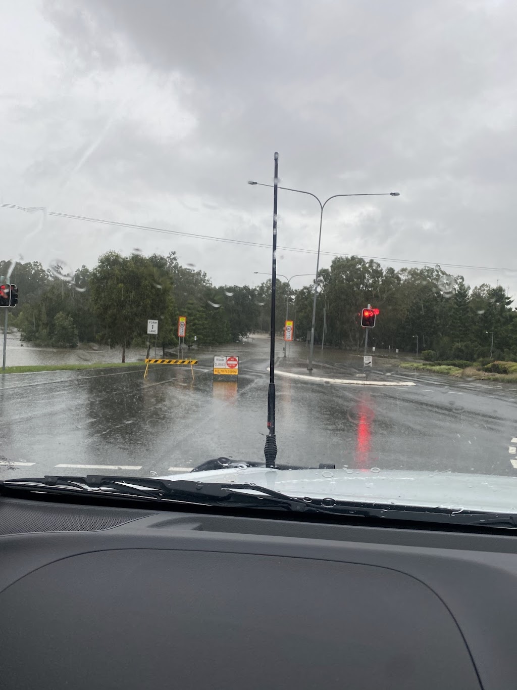 Ampol Foodary Churchill | 126 Warwick Rd, Churchill QLD 4305, Australia | Phone: (07) 3281 8437