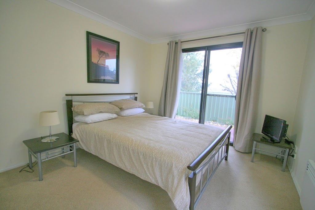 Alaska Apartments | 8 Poley Cow Ln, Jindabyne NSW 2627, Australia | Phone: 0430 180 516