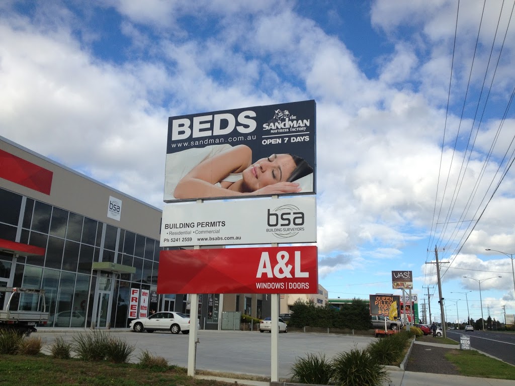 Russell Blick Signs | store | 5 Willows Pl, Leopold VIC 3224, Australia | 0418170110 OR +61 418 170 110