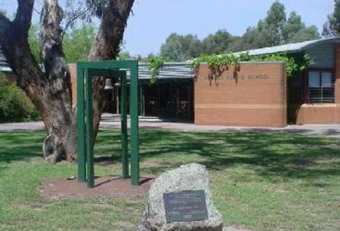 Jindera Public School | school | 131 Dight St, Jindera NSW 2642, Australia | 0260263280 OR +61 2 6026 3280
