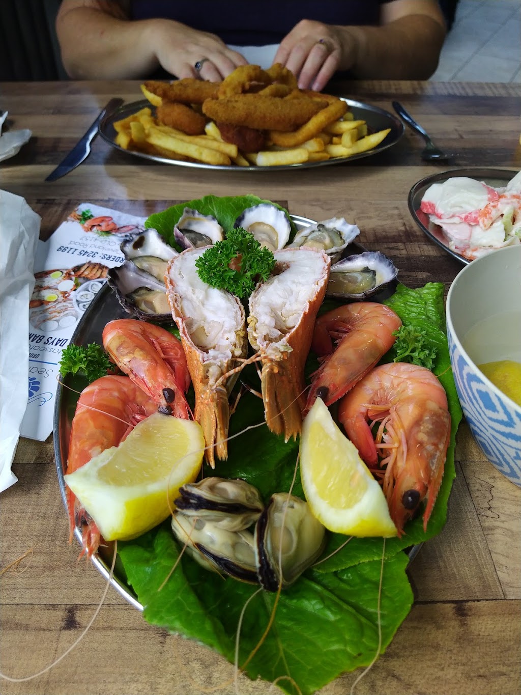 Costas Seafood Cafe | restaurant | 1B/108 Old Cleveland Rd, Capalaba QLD 4157, Australia | 0732451199 OR +61 7 3245 1199