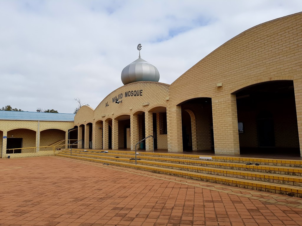 Al Majid Mosque | 64 Walter Padbury Blvd, Padbury WA 6025, Australia | Phone: 0434 122 237