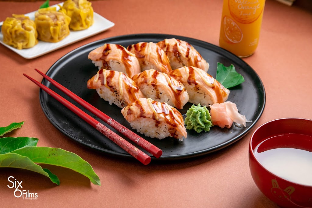 Asahi Sushi | meal takeaway | central shopping center Outside of Woolworths, Kiosk 2/38 Moreton Bay Rd, Capalaba QLD 4157, Australia | 0733902923 OR +61 7 3390 2923