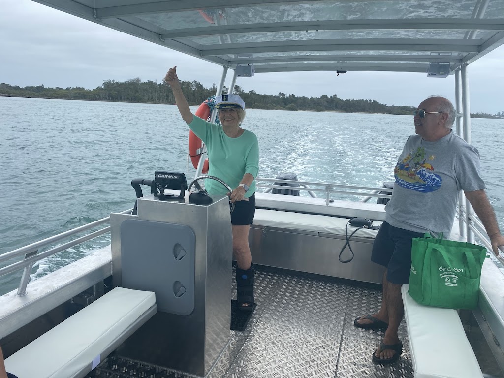 Manning River Ferry Services - Manning Point | 99 Main Rd, Manning Point NSW 2430, Australia | Phone: 0415 563 204