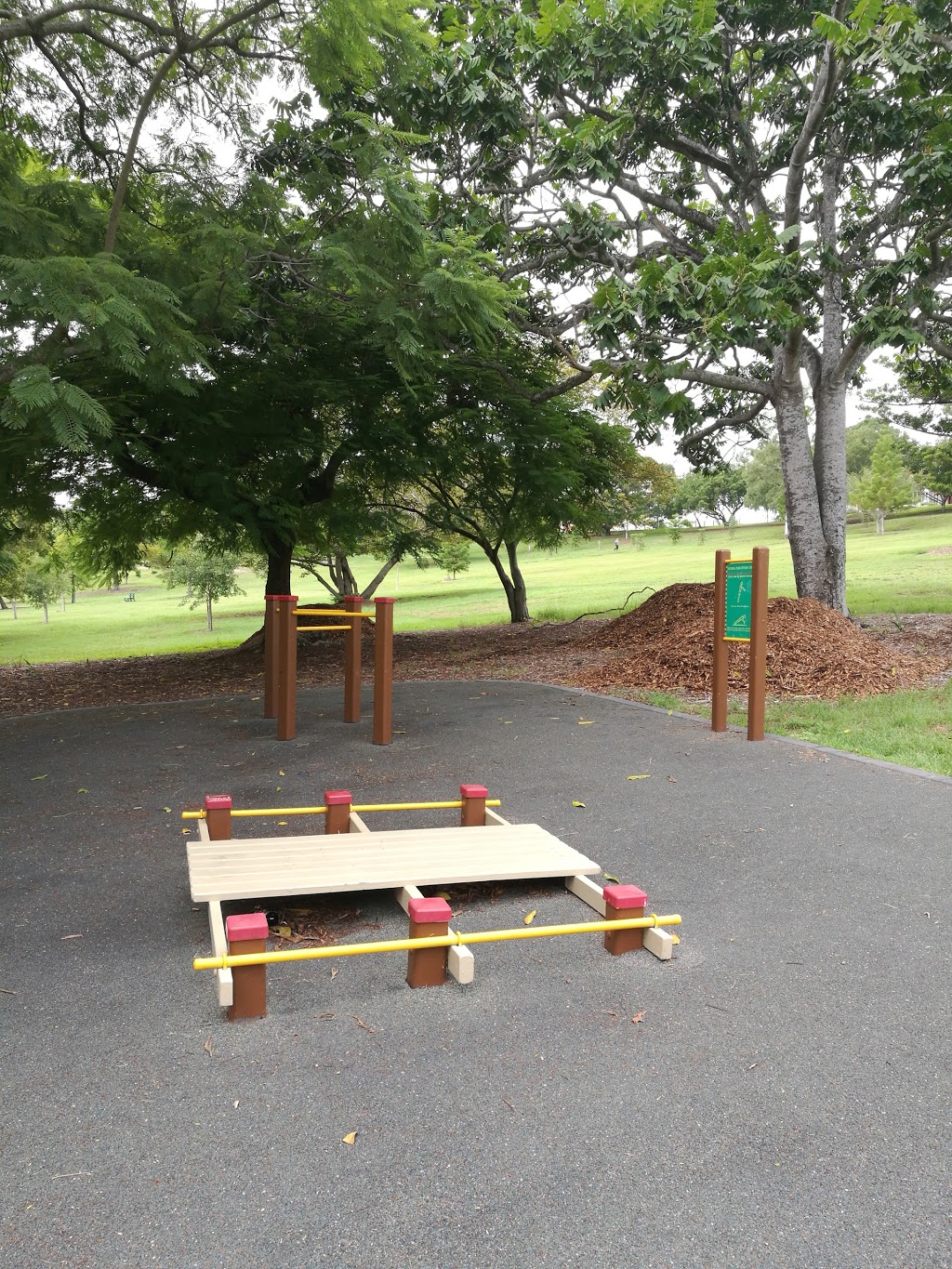 Victoria Park Fitness Trail | gym | 189 Gregory Terrace, Spring Hill QLD 4000, Australia | 0734038888 OR +61 7 3403 8888