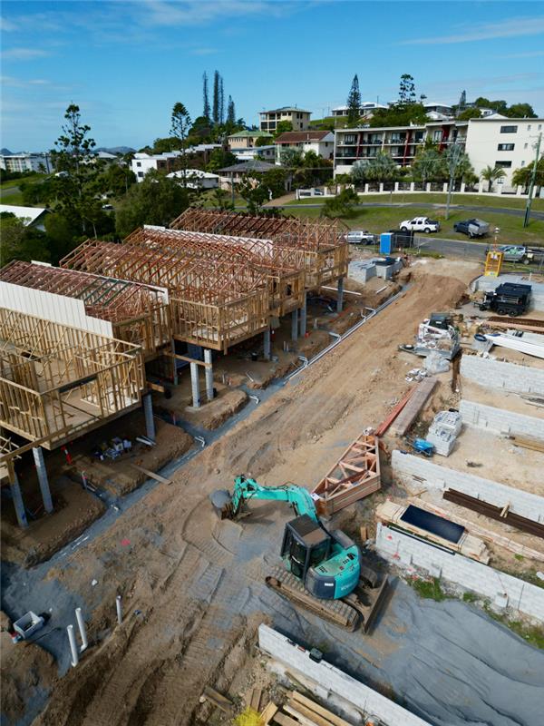 Keppel Bay Earthworx | 14 Greer St, Meikleville Hill QLD 4703, Australia | Phone: 0437 990 899