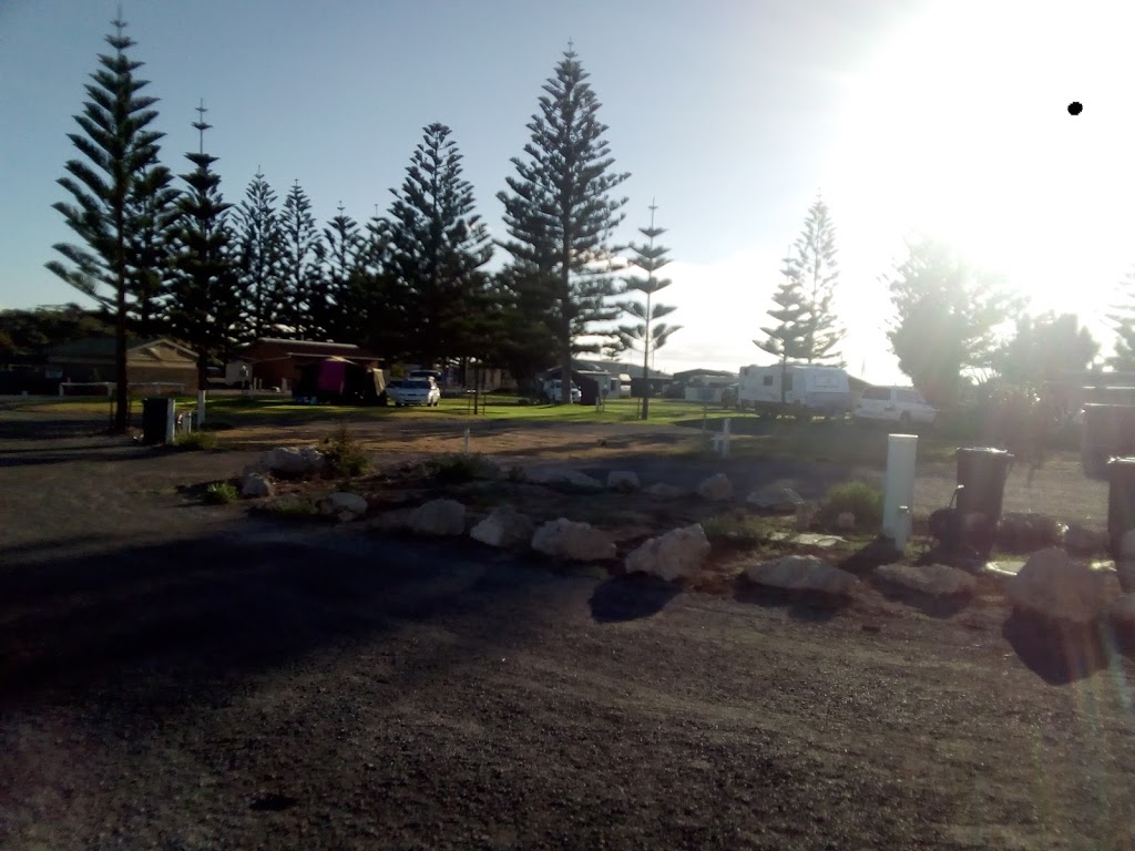 port rickaby caravan park | rv park | Waimana Ct, Port Rickaby SA 5575, Australia | 0888531177 OR +61 8 8853 1177