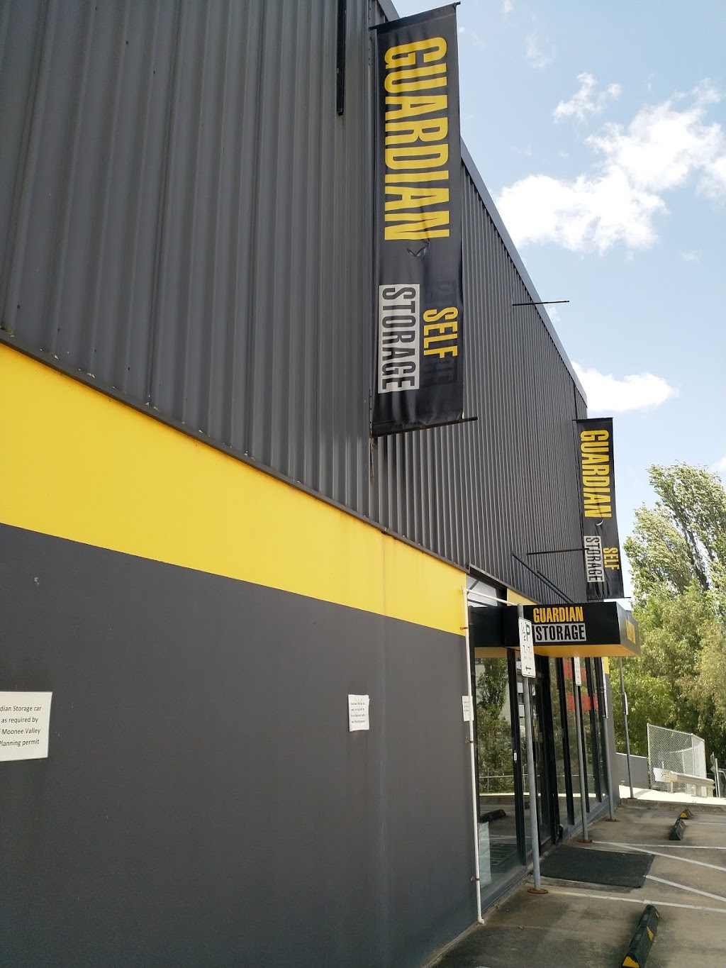 Guardian Storage | 299-311 Pascoe Vale Rd, Essendon VIC 3040, Australia | Phone: (03) 9374 1500