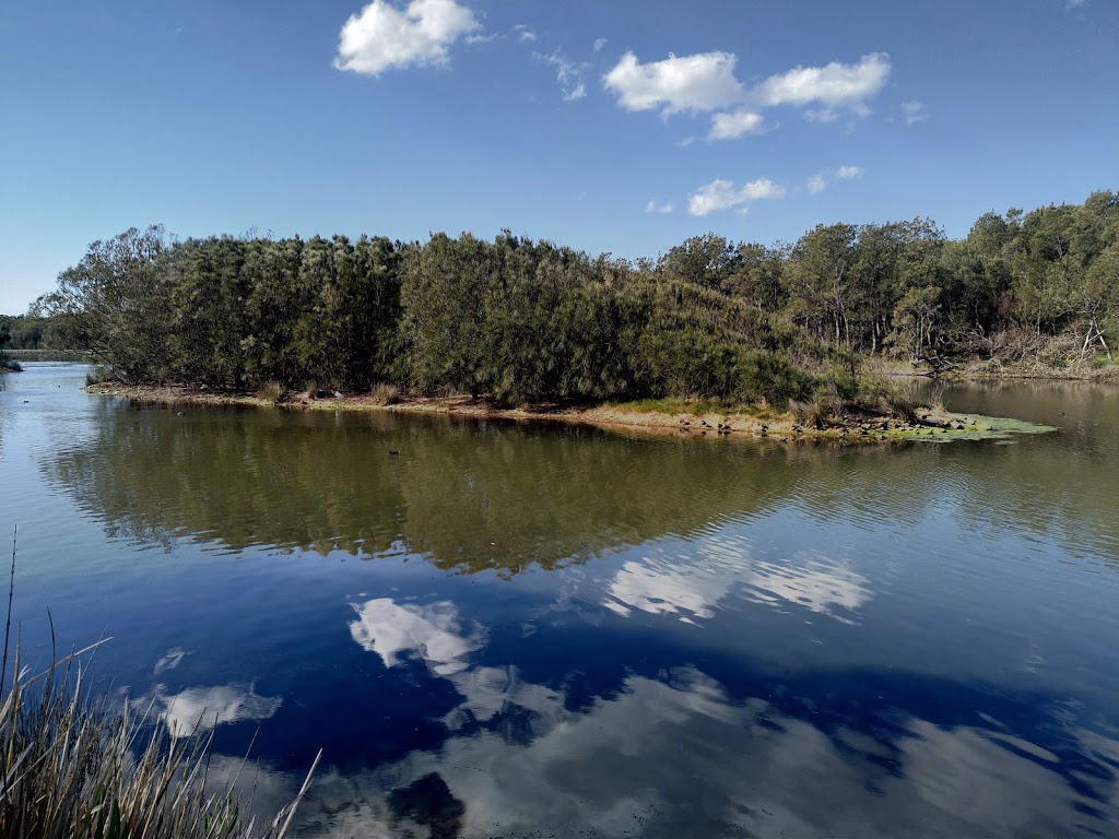Bellambi Lagoon Nature Park | East Corrimal NSW 2518, Australia