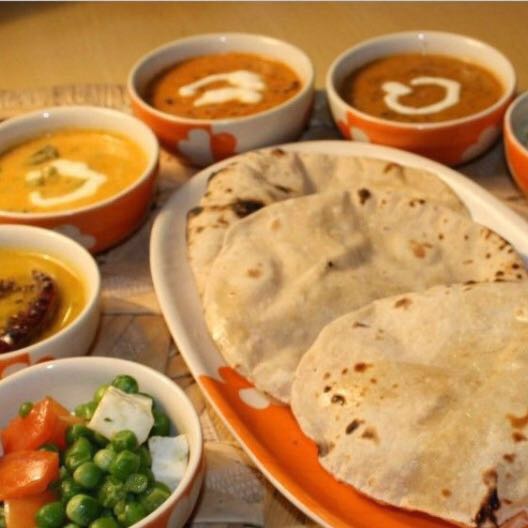 Delicious Curries | restaurant | 13/74 Hawkesbury Rd, Westmead NSW 2145, Australia | 0298913720 OR +61 2 9891 3720