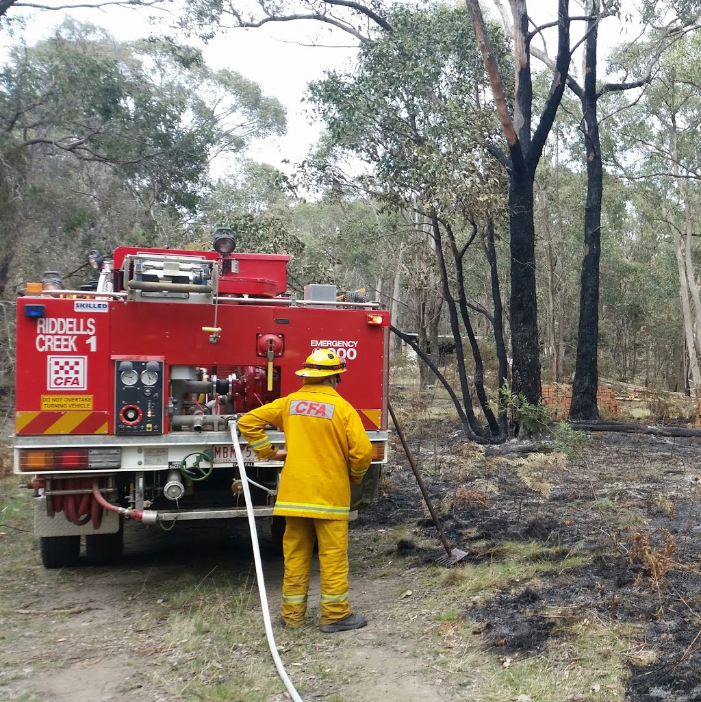 Riddells Creek Fire Brigade | fire station | 67 Main Rd, Riddells Creek VIC 3431, Australia | 0354286000 OR +61 3 5428 6000